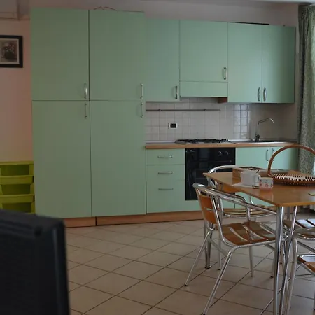 Pineta 32 Bilocale Al Mare Con Servizio Spiaggia Apartamento Roseto Degli Abruzzi