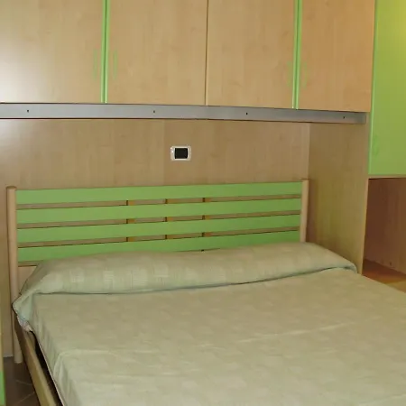 Apartamento Pineta 32 Bilocale Al Mare Con Servizio Spiaggia Roseto Degli Abruzzi