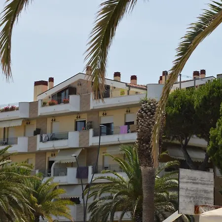 Pineta 32 Bilocale Al Mare Con Servizio Spiaggia Roseto Degli Abruzzi