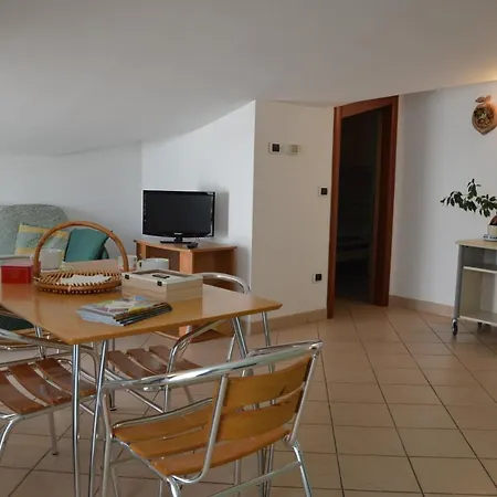 Pineta 32 Bilocale Al Mare Con Servizio Spiaggia Apartamento *
